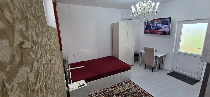 Eroii Revolutiei, Giurgiului, 5 min. de metrou, in vila, tv, ac, totul nou