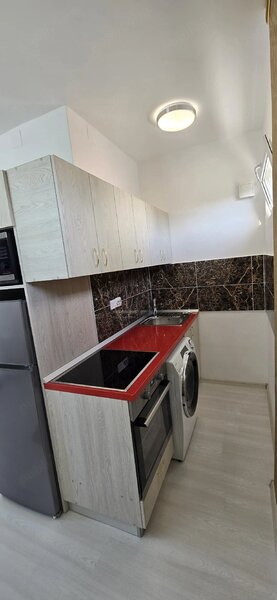 Eroii Revolutiei, Giurgiului, 5 min. de metrou, in vila, tv, ac, totul nou