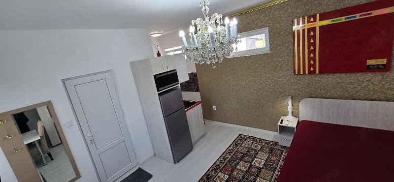 Eroii Revolutiei, Giurgiului, 5 min. de metrou, in vila, tv, ac, totul nou